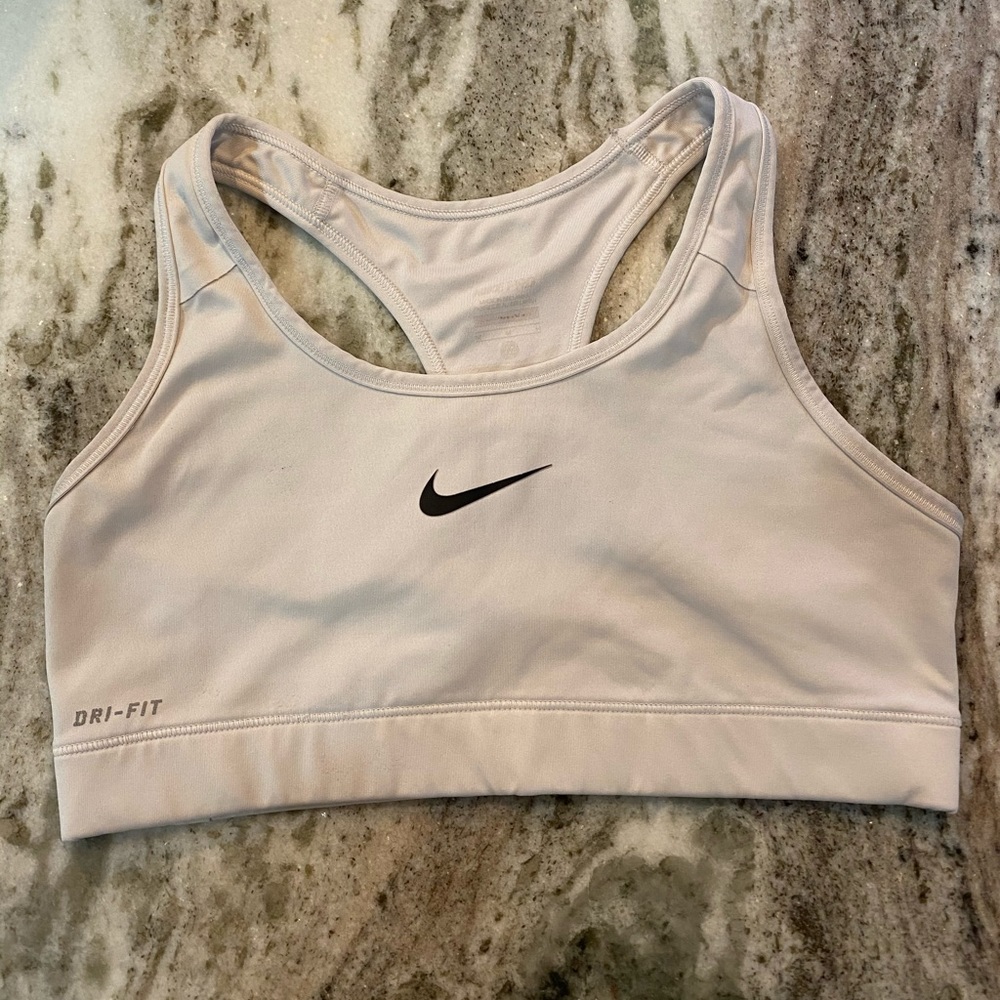 Nike Pro Dri-Fit Sports Bra